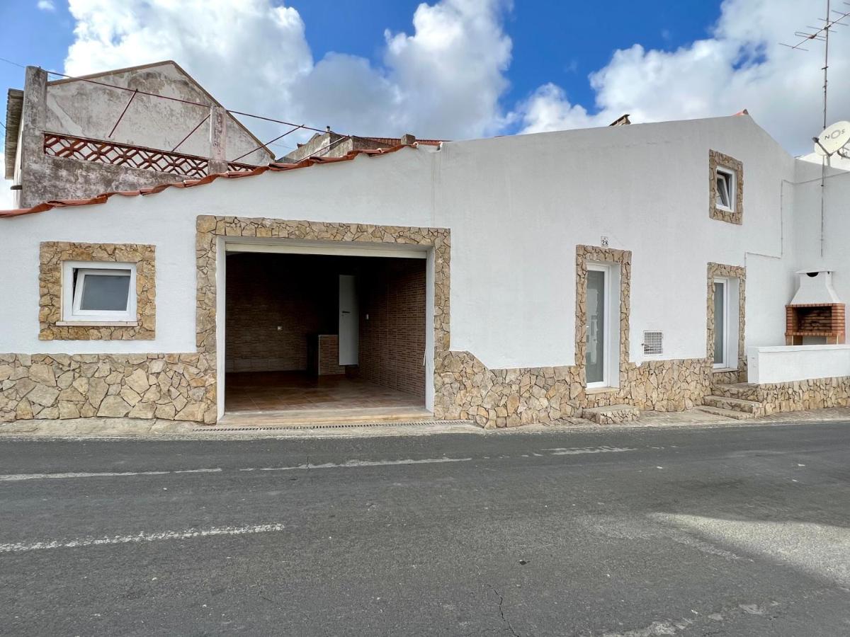 Countryside Home by Trip2Portugal - B&B