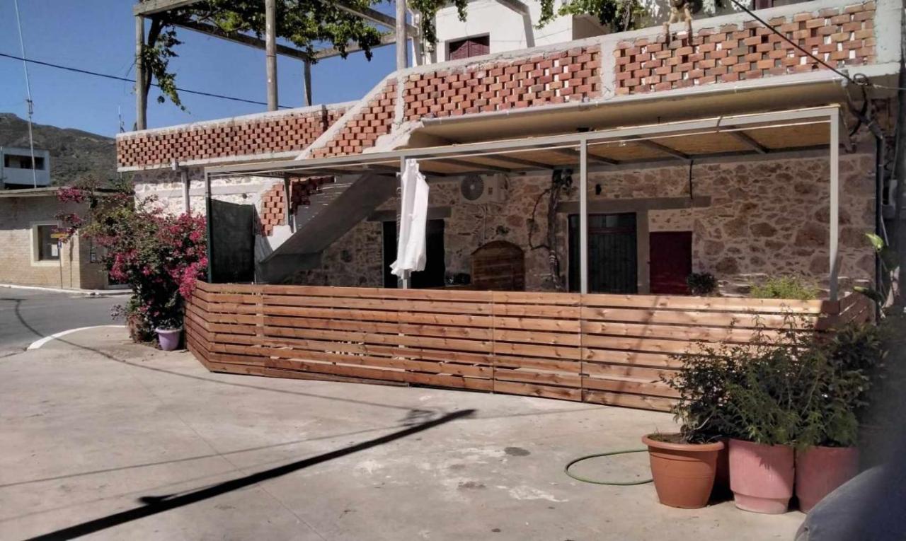 One-Bedroom Apartment with Terrace