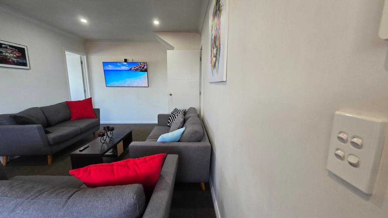 3bd unit feilding - B&B