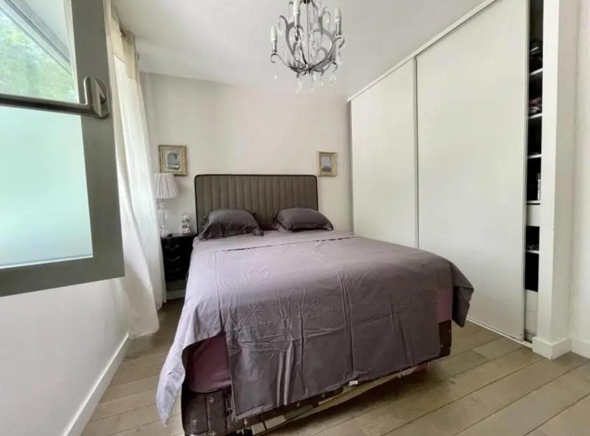 La demeure de boulogne billancourt - B&B