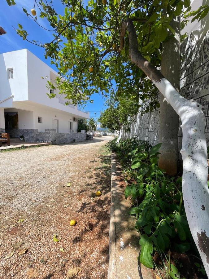 Vila Era Ksamil - B&B