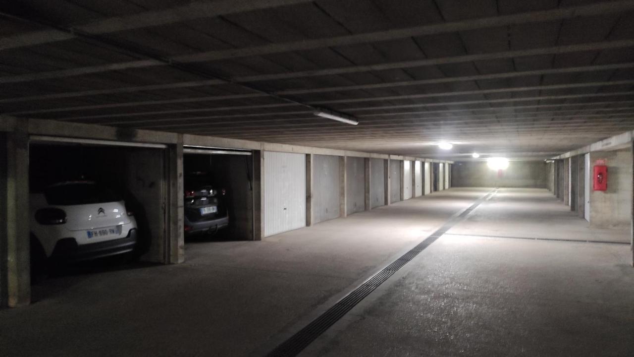 Appartement proche du Parc de la Tête d'Or - Garage Gratuit - B&B