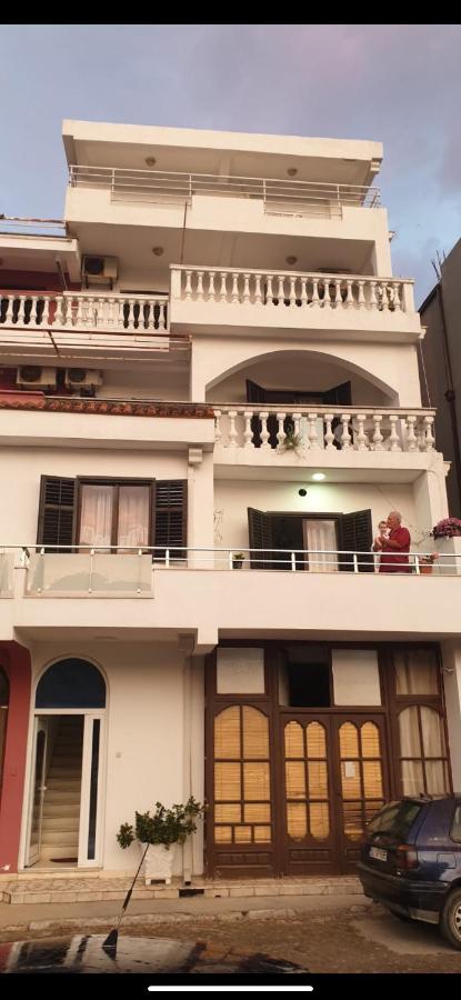 Pipo apartmentS - B&B Dulcigno