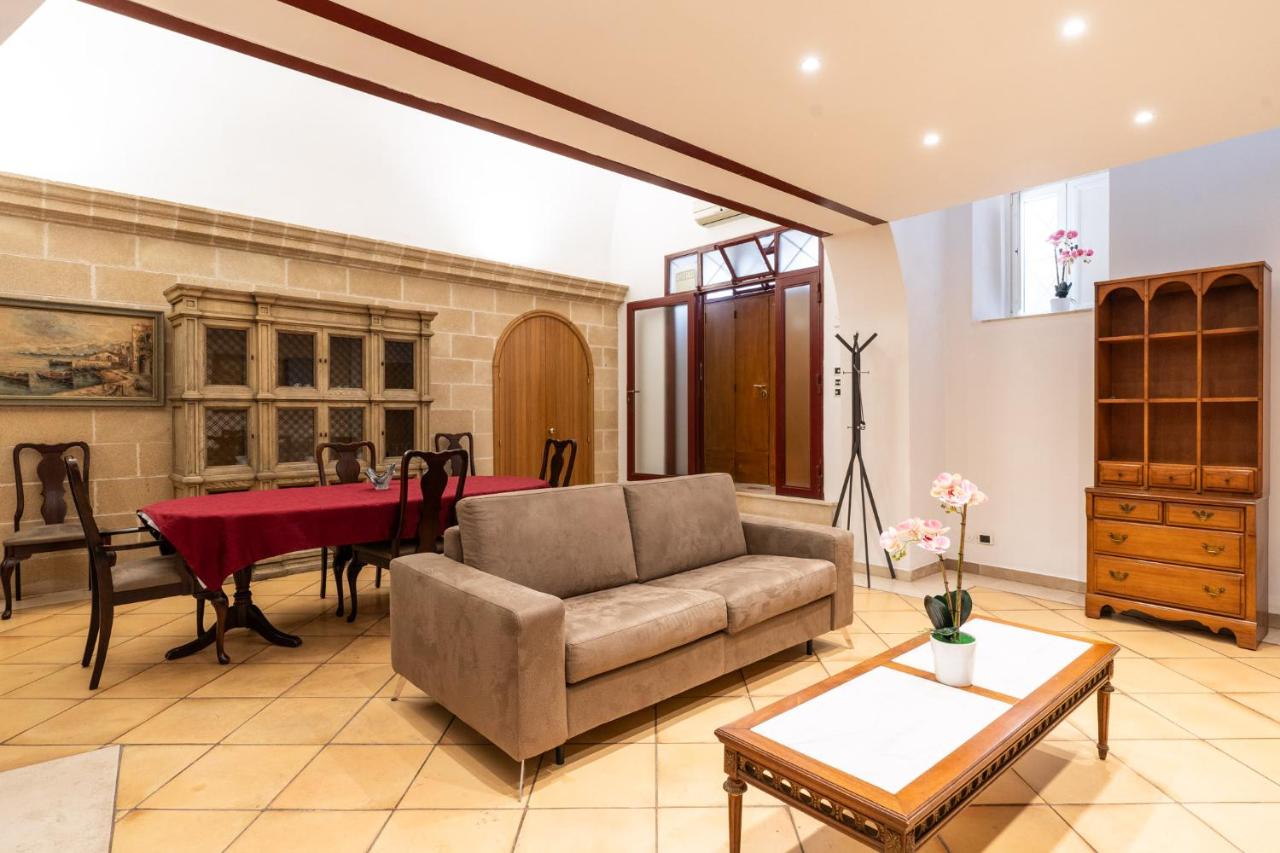 Palazzo Barone - B&B Bari