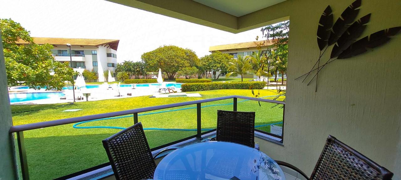 Apartment with Pool View 