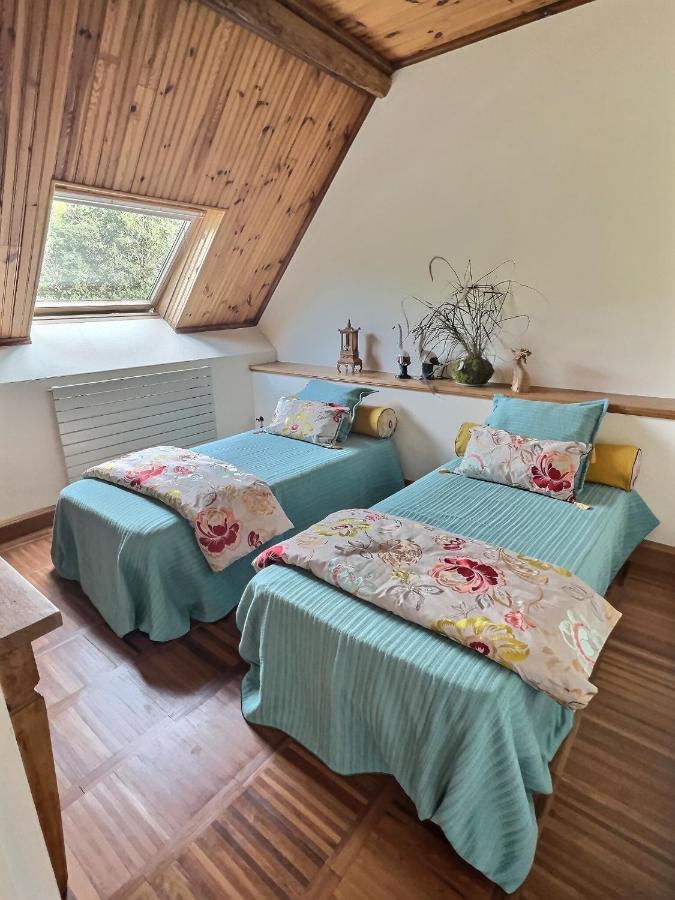 Seven-Bedroom House