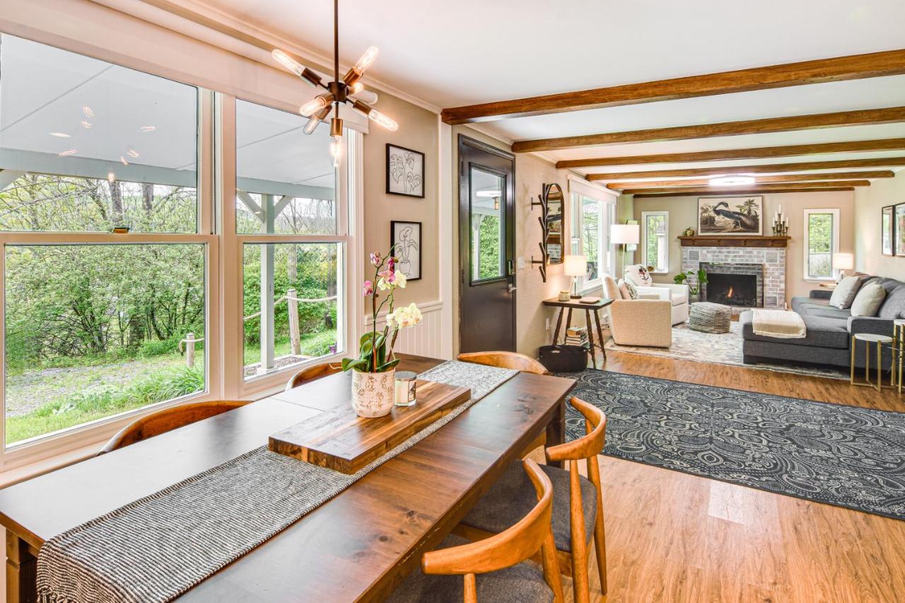 Mountain-View Home in Great Valley with Large Yard! - B&B