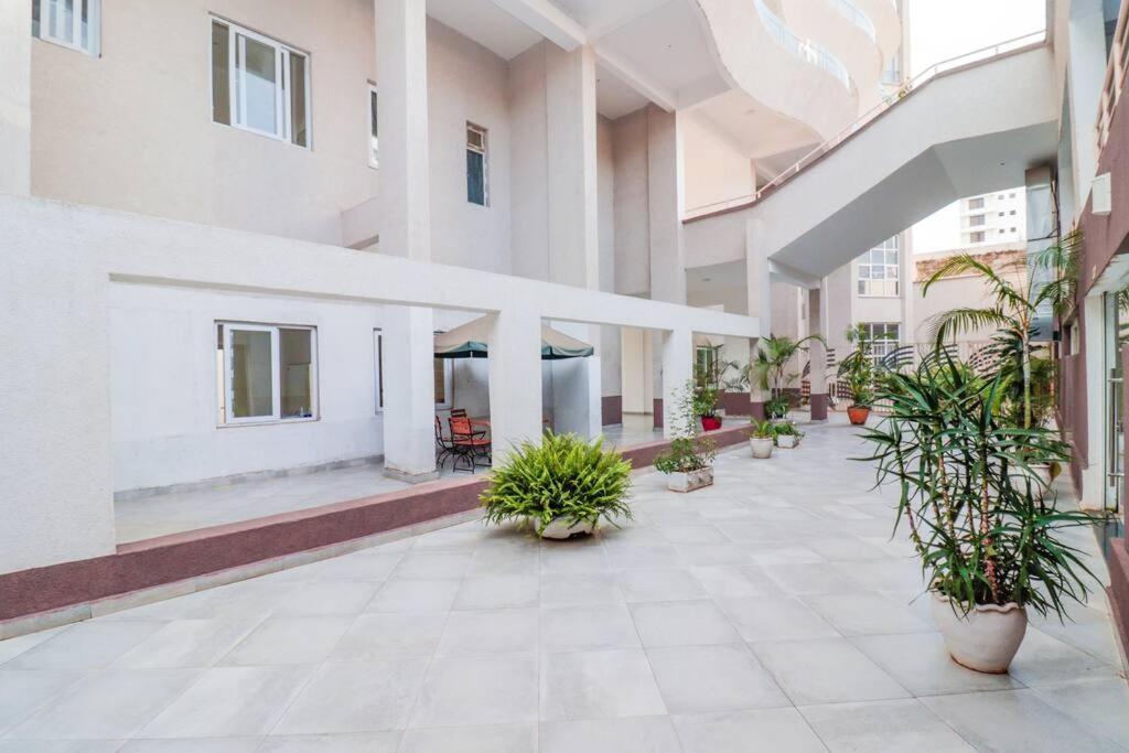 Luxury 2 BDRM all ensuite Apt in Kilimani with balcony views - B&B