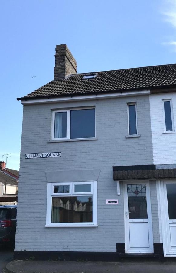 Cosy 3 bedroom house close to beach - Bed and Breakfast