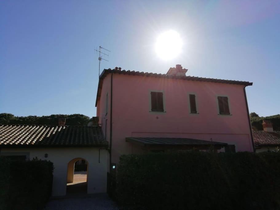 Appartamento Il Paduletto nel Parco Costiero della Sterpaia a 2 passi dal mare - B&B