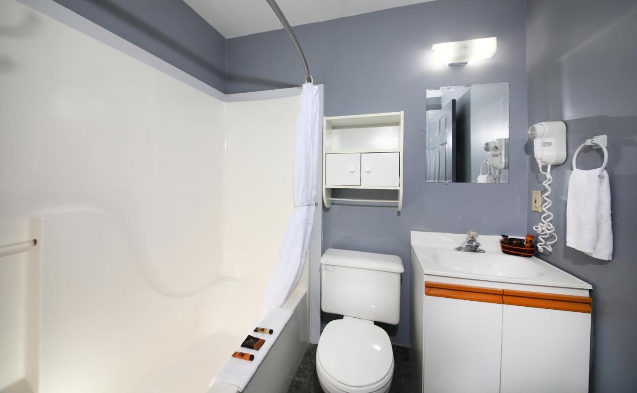 Double Room with Two Double Beds