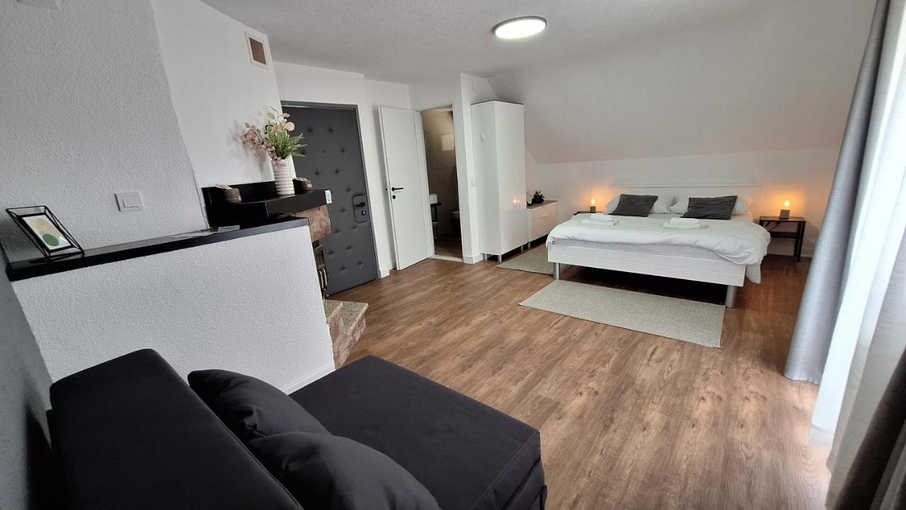 Doppel-/Zweibettzimmer mit Bergblick