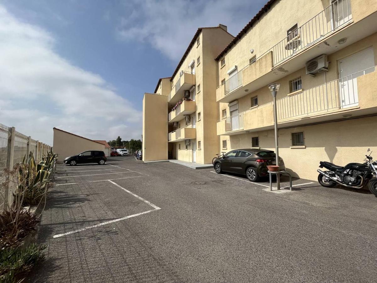 T2 Port St Cyprien Piscine, Clim, Parking, Animaux Ok - FR-1-106-39 - Chambres d'hôtes Saint-Cyprien
