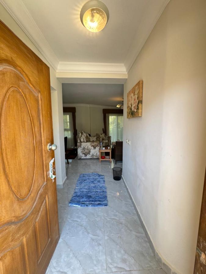 New Mattress Villa in Marselia Beach 4, North coast - B&B