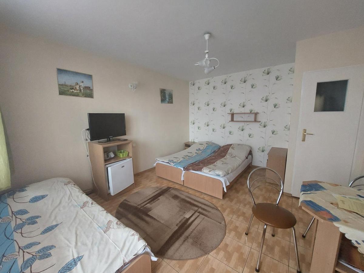 Triple Room with Private Bathroom