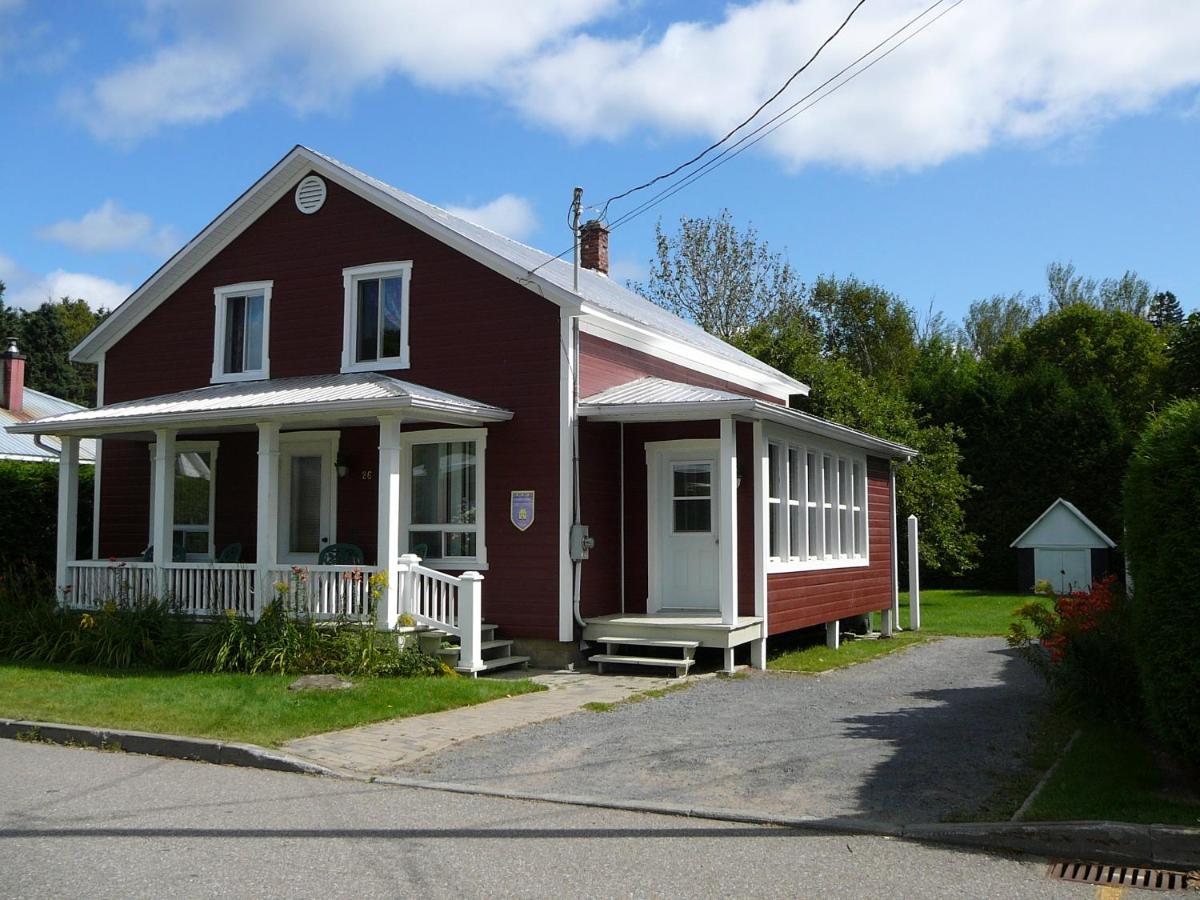 B&B Baie-Saint-Paul - La Maison Clarence - Bed and Breakfast Baie-Saint-Paul