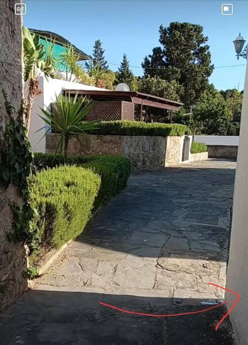 Dreamy ocean getaway! Renovated bungalow - Bed and Breakfast Mdiq