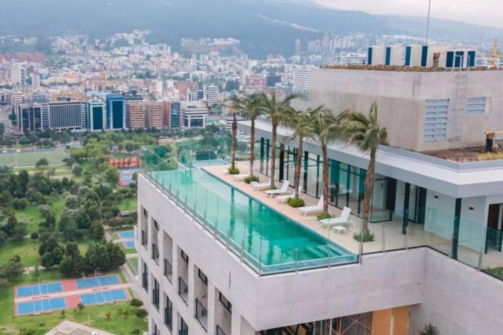 Qorner piso 12 el mejor edificio de Quito vívelo - B&B Quito