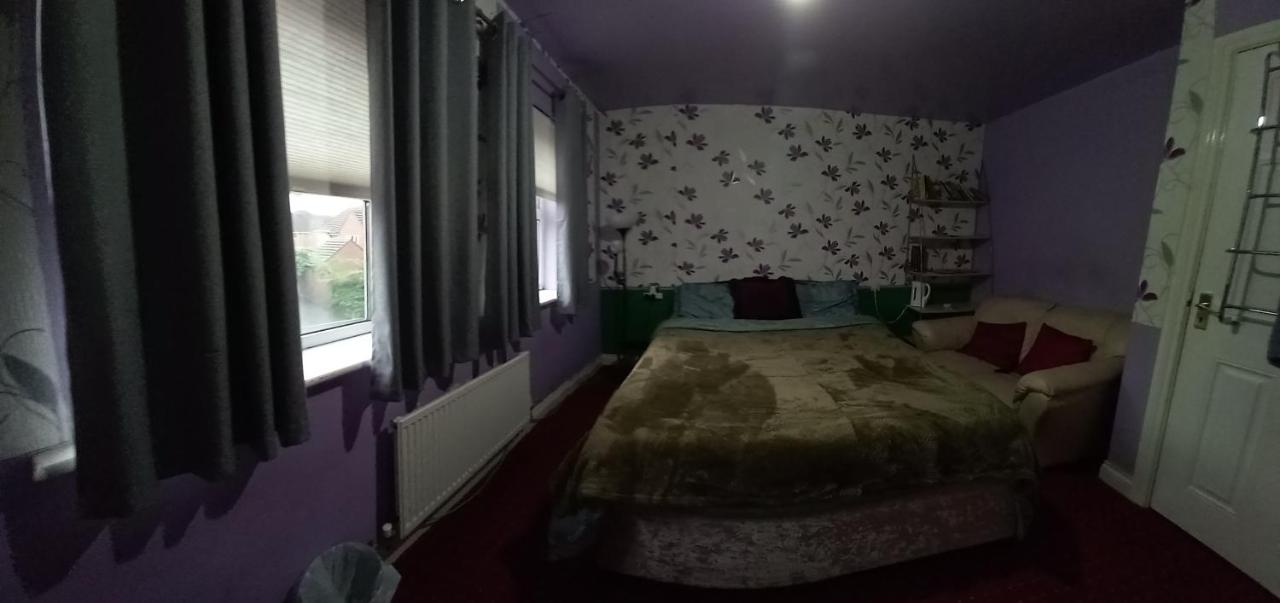 B&B Walsall - Jodefa 1 - Bed and Breakfast Walsall