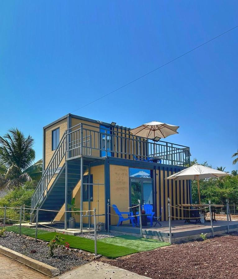 Yellow house 6 minutos de playa - B&B Barra de Navidad