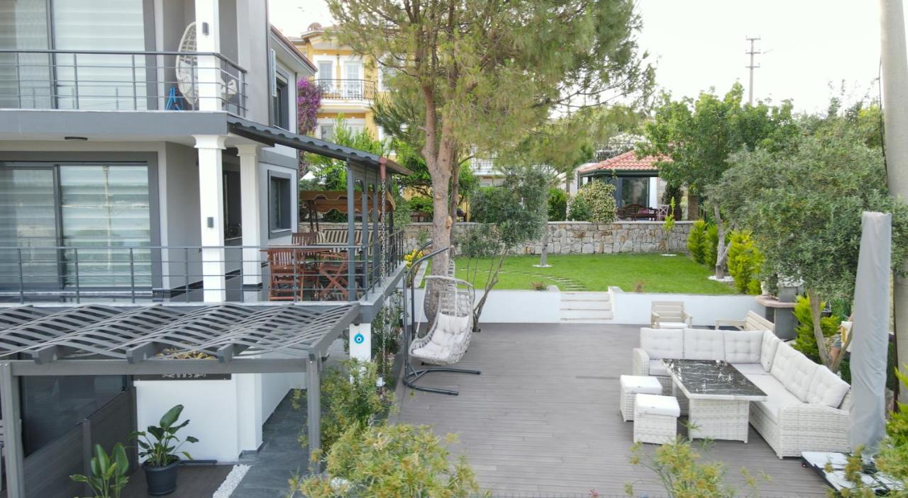 Select Cunda Guest House - Sea View with Garden 2 Bedroom Apartment at Cunda Island - Chambres d'hôtes Ayvalık