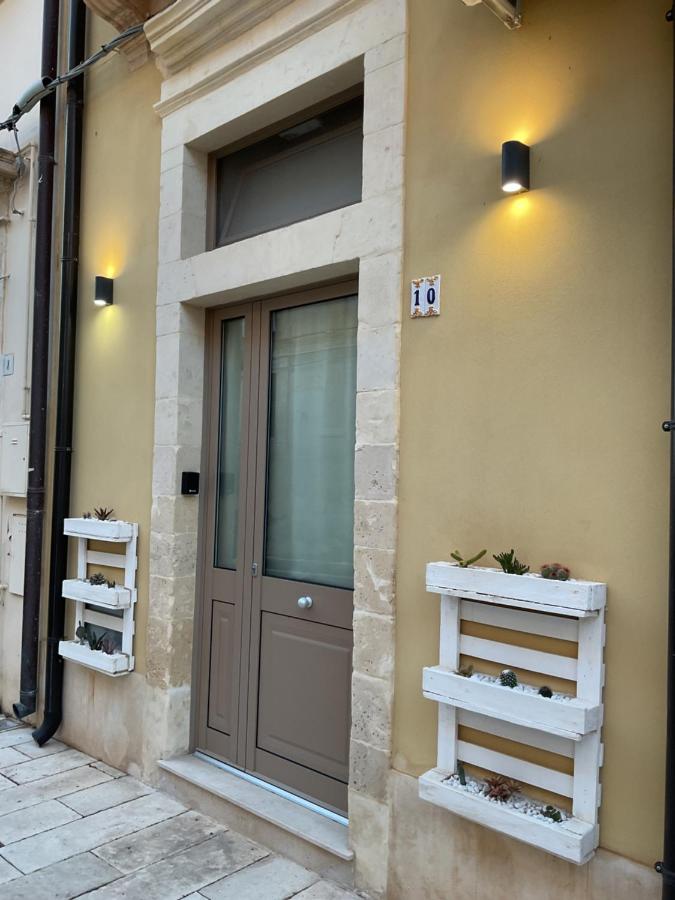Rossaroll Holiday Houses - Ferienwohnung Noto