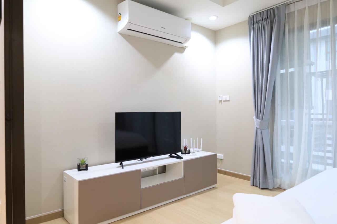 Two-Bedroom Apartment with Resort View