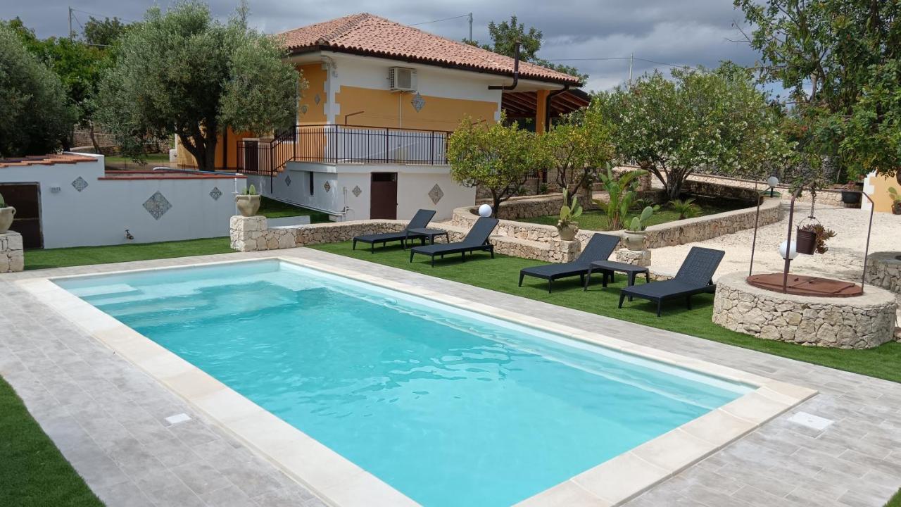 B&B Canicattini Bagni - Villa Leonardo - Bed and Breakfast Canicattini Bagni