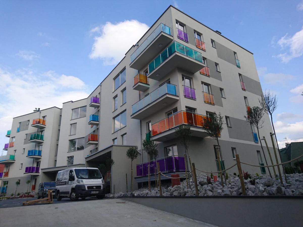KOMFORT APARTAMENT KUSTRONIA I Garaż Balkon Wanna - Chambres d’hôtes