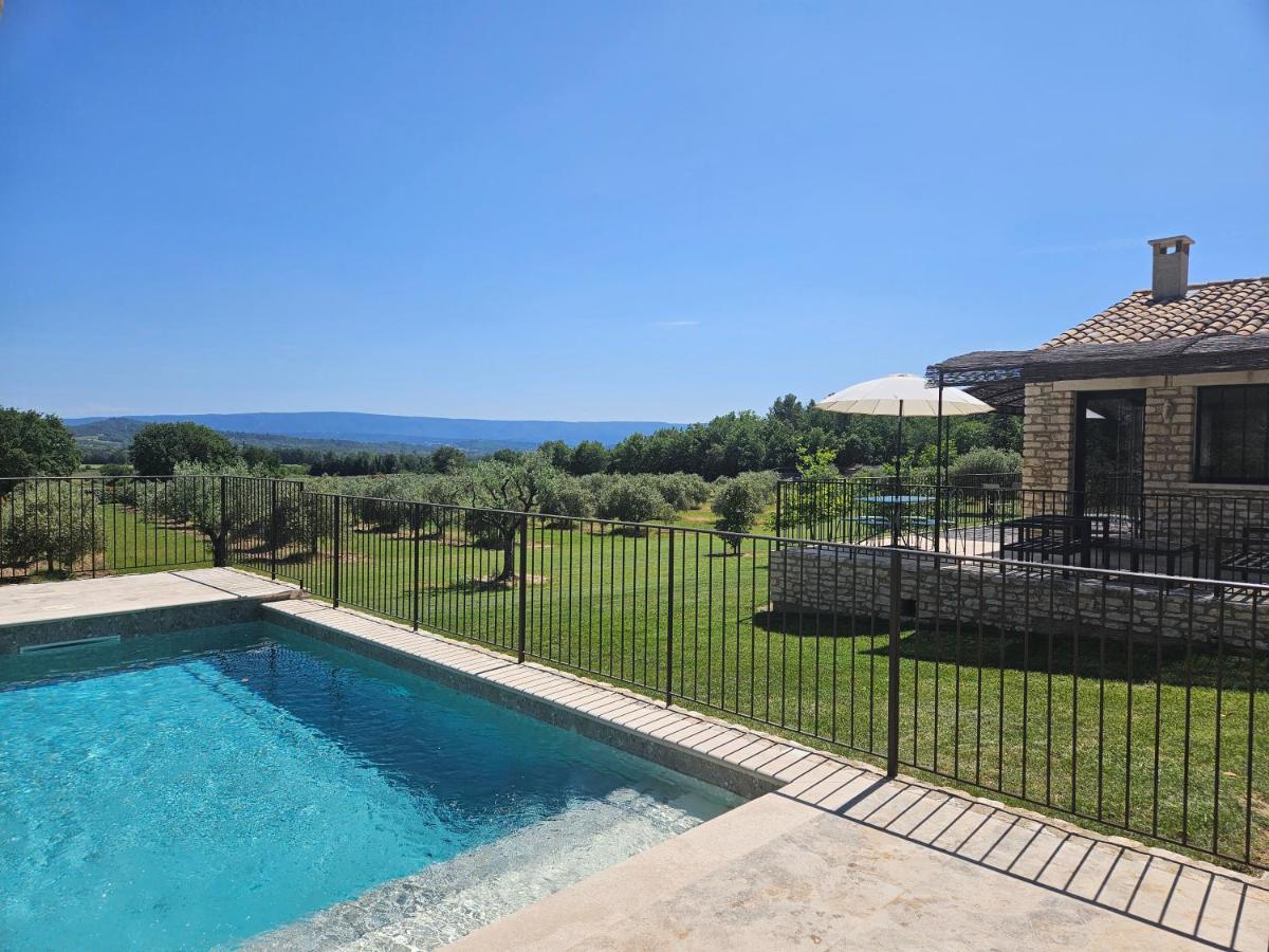 B&B Gordes - Bastide Toujours Dimanche, Maison de vacances avec vue & piscine privée - Bed and Breakfast Gordes