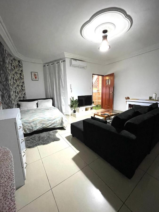 B&B Abidjan - Cheb's House - Bed and Breakfast Abidjan