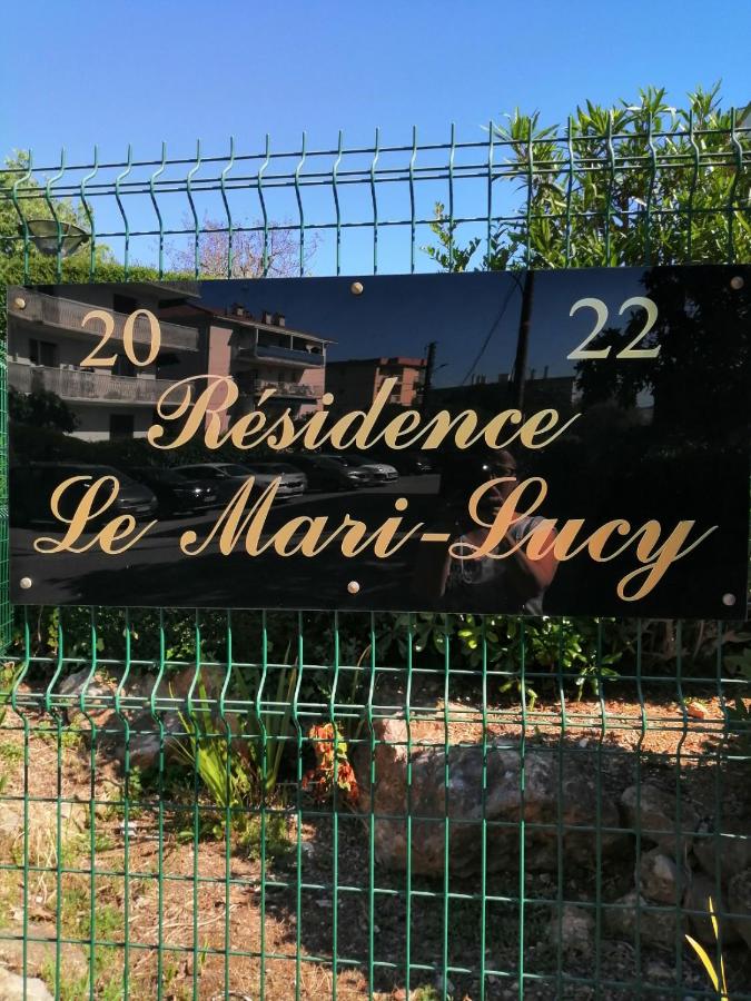 Studio - Juan les pins - proximité plages - B&B