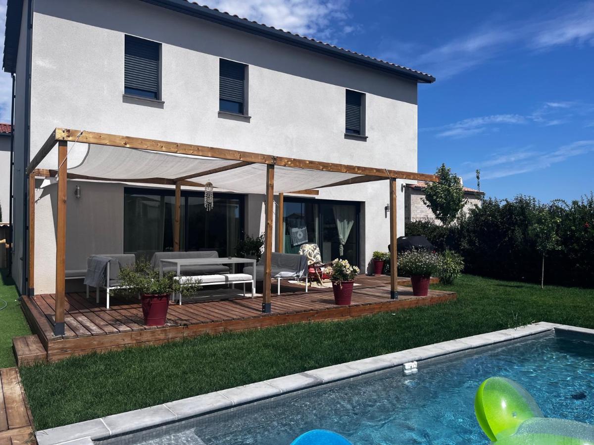 B&B Lansargues - Magnifique Villa, Piscine, Proche Plage, 8 personnes - Bed and Breakfast Lansargues