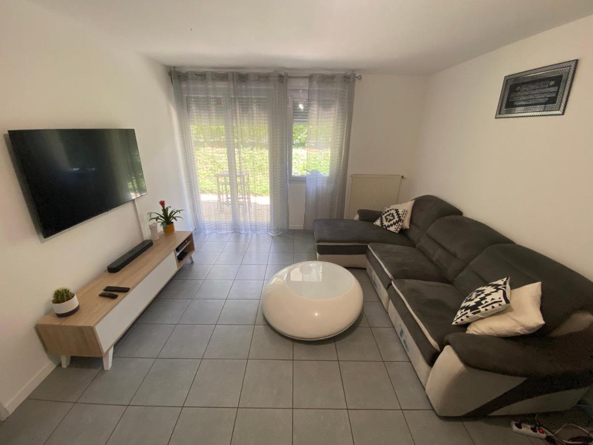 Apparemment T4 avec 3 chambres et terrasses - B&B
