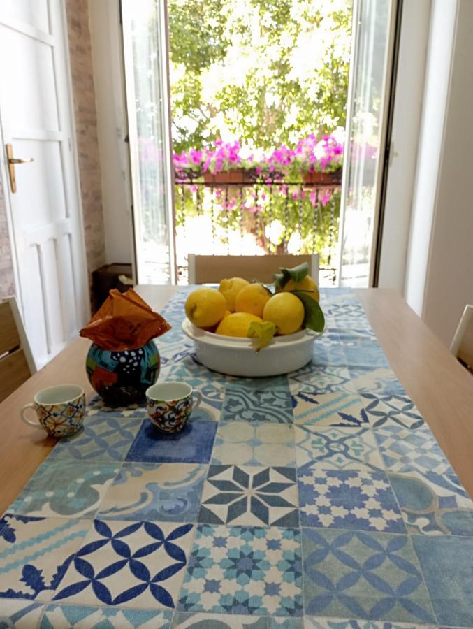 Casa bluchic Gioisia - Bed and Breakfast Isola delle Femmine