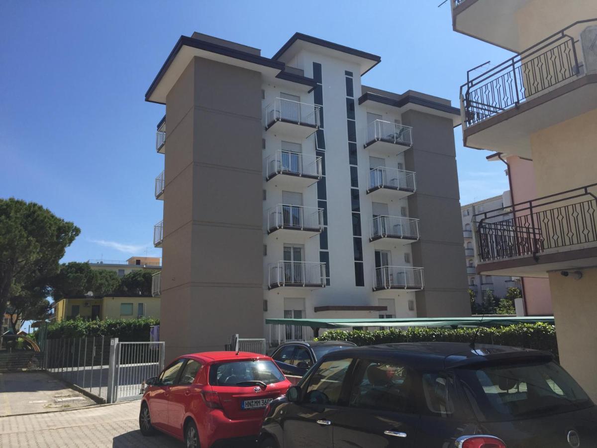Residence Alba d'Oro solo Famiglie e Coppie GENIUS10 - B&B Lido di Iesolo