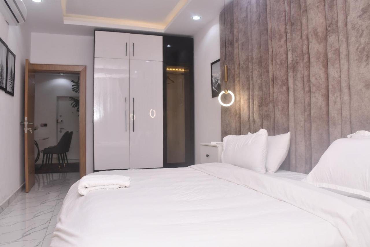 B&B Lagos - The Vistana Riverside 2Bedroom Apartment - Bed and Breakfast Lagos