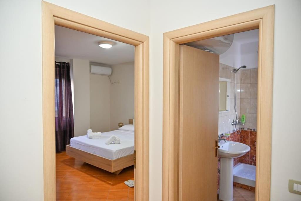 Beach View Apartment Durres - Ferienwohnung Durrës