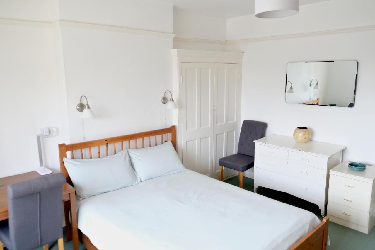 B&B London - Lynton Road - Bed and Breakfast London