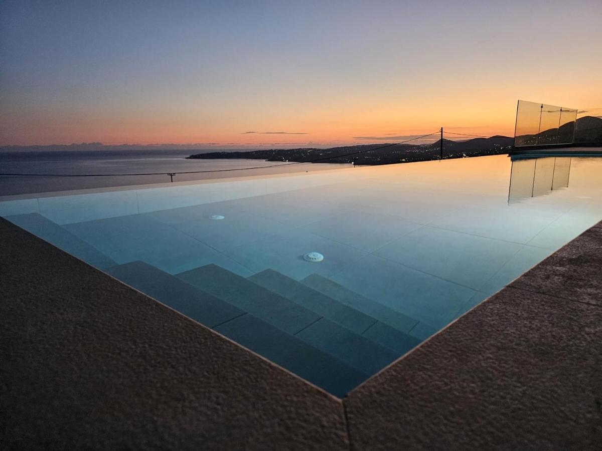 B&B Simotáta - Panorama Blue Kefalonia - Luxury villa in Lourdata - Bed and Breakfast Simotáta