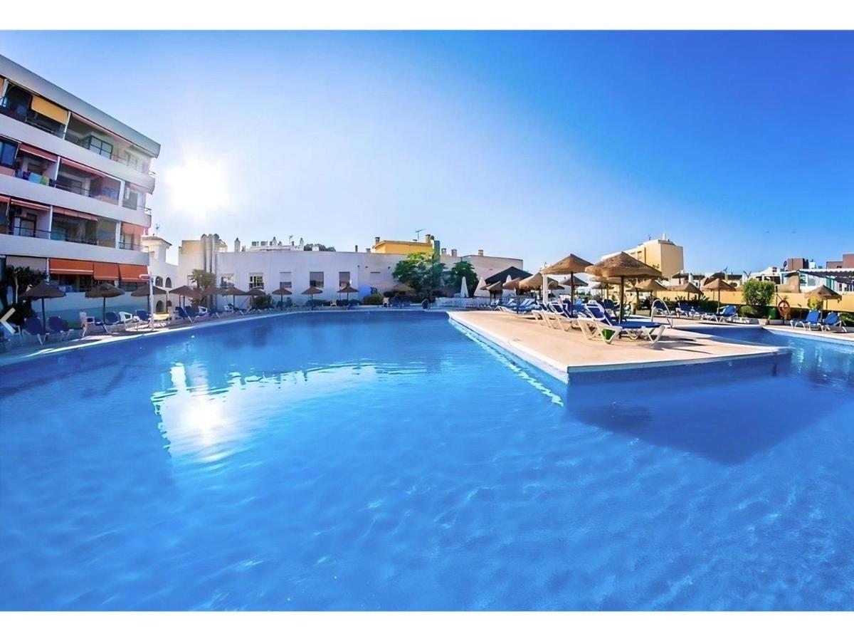 Lucia - La Nogalera - 2 bedrooms - B&B Torremolinos