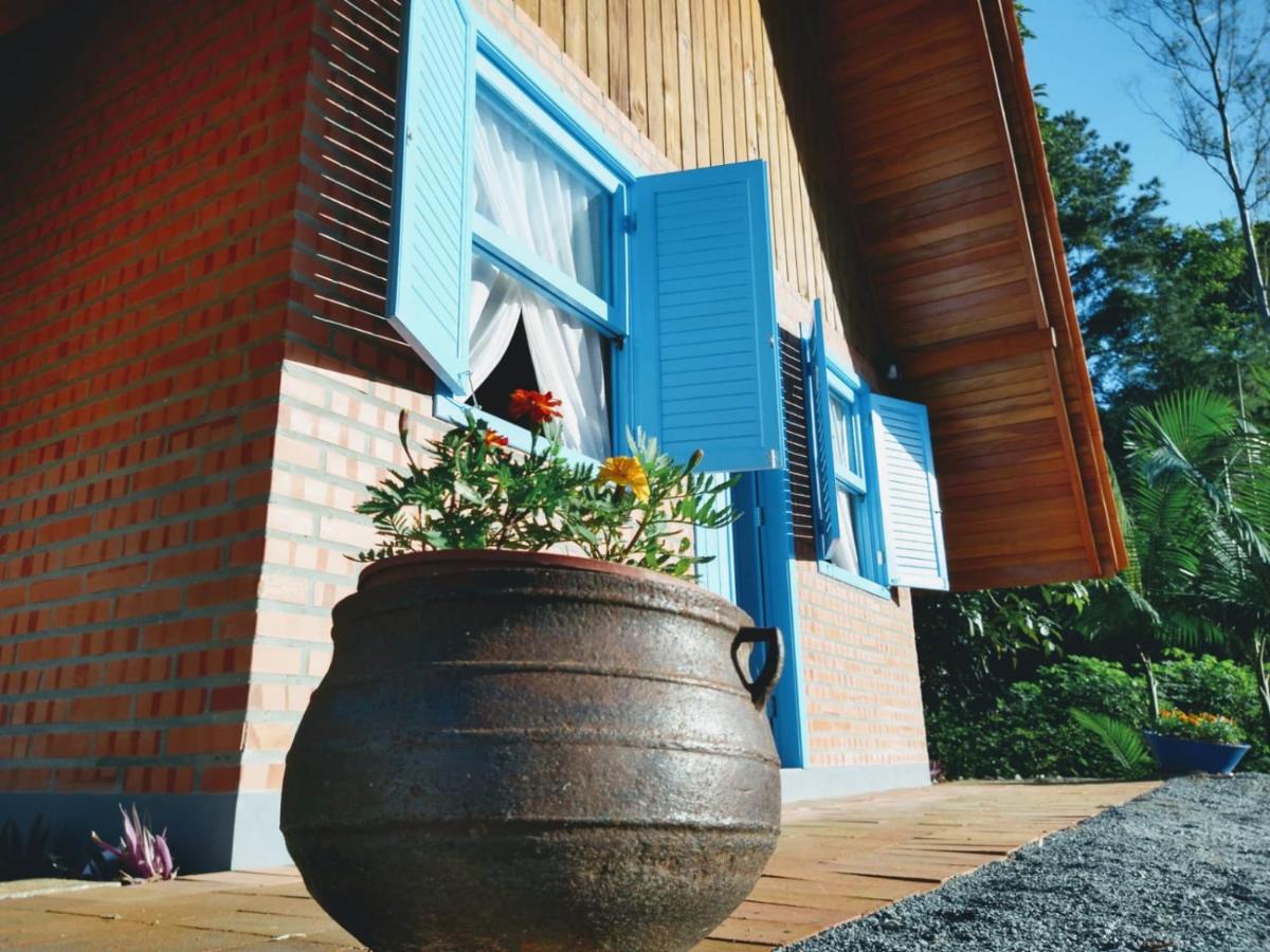 Chalé Bienen Garten - Bed and Breakfast Pomerode