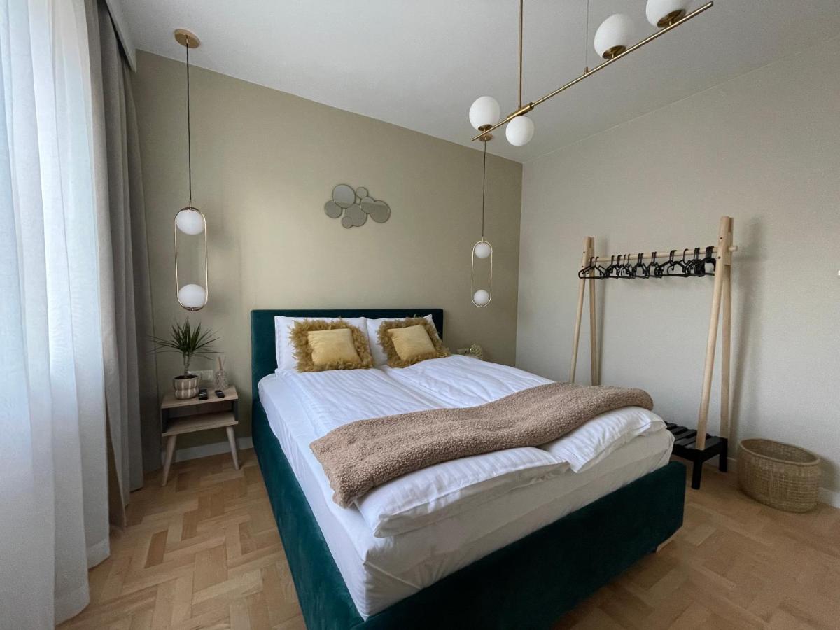 Appartamento con 2 Camere da Letto e Balcone