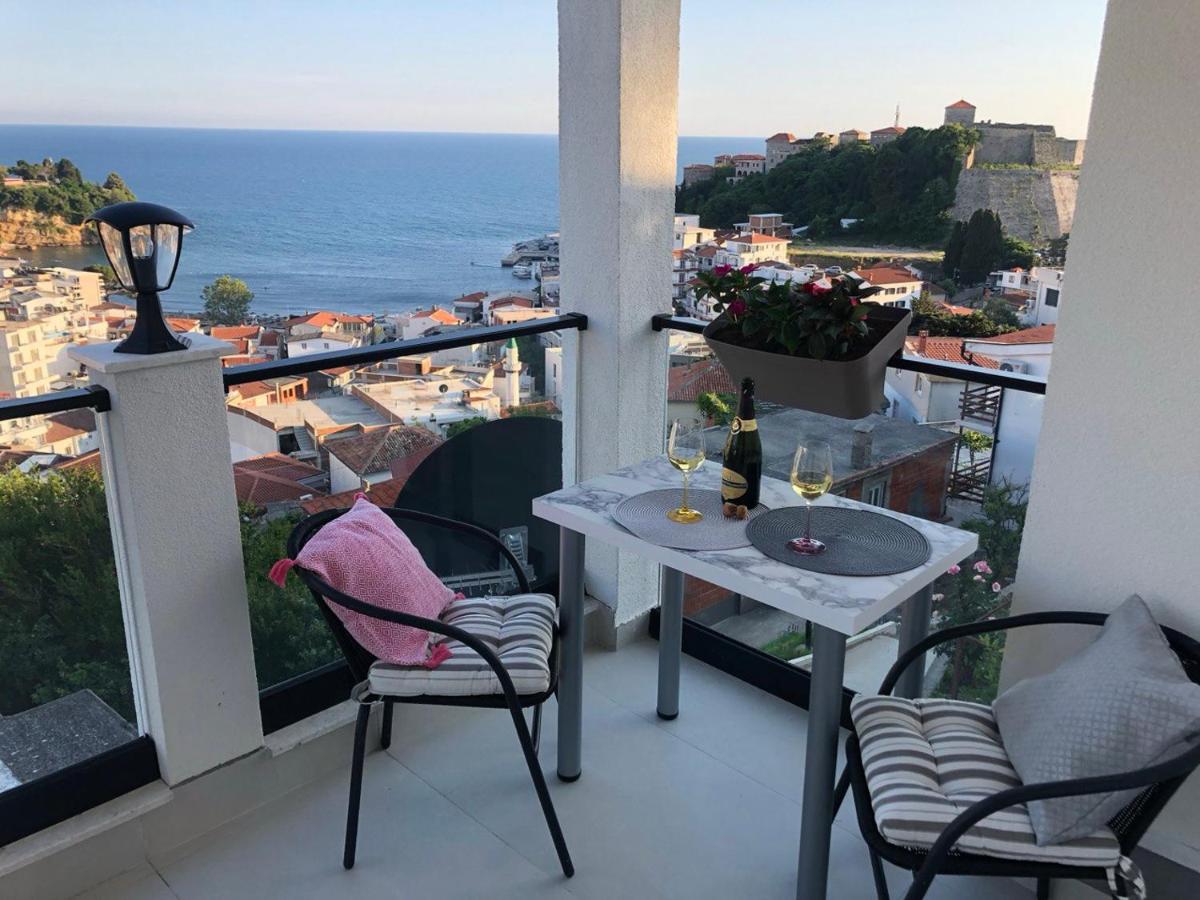 Double Room with Balcony and Sea View