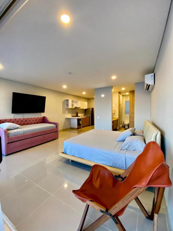 One-Bedroom Apartment with Sea View and Balcony