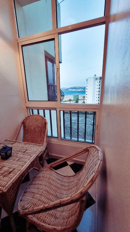 Luxury Sea and Marina View Apartment - B&B Tánger