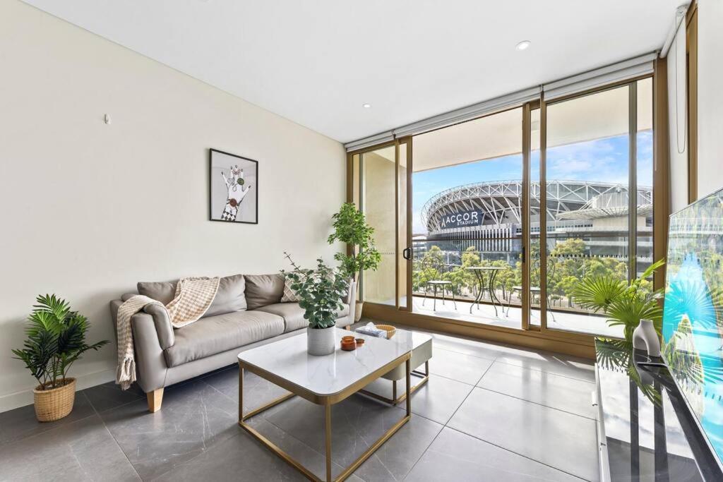 Resort Style Living One bedroom Apt Olympic Park - B&B