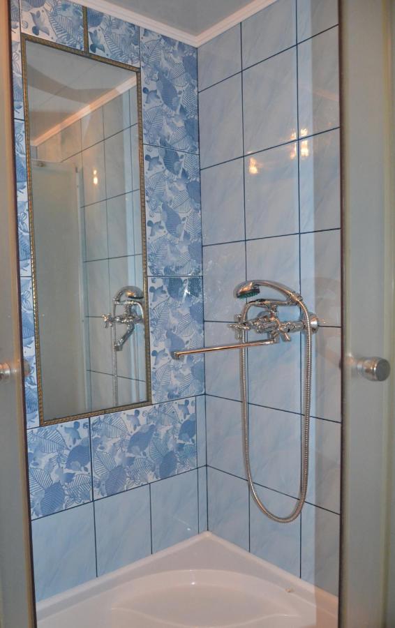 Habitación Doble con ducha - 2 camas