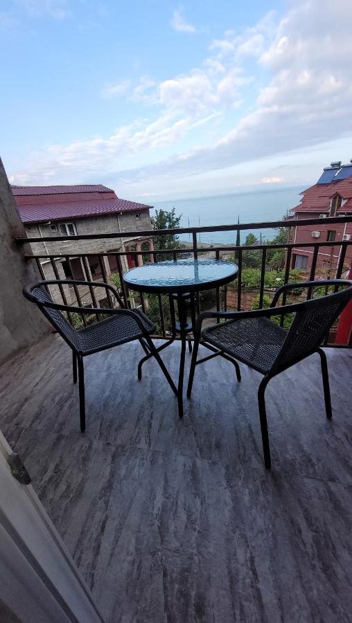 PharphalInn - Ferienwohnung Batumi