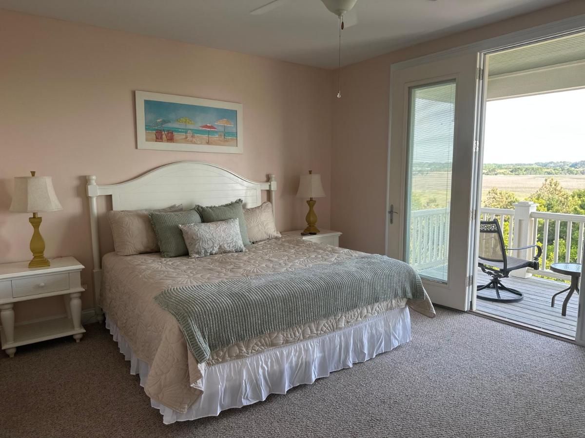 King Room with Balcony